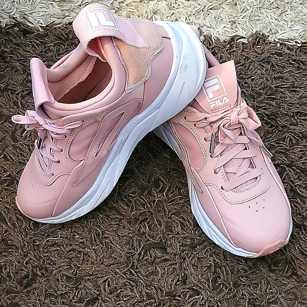 FILA women's sneakers size 7